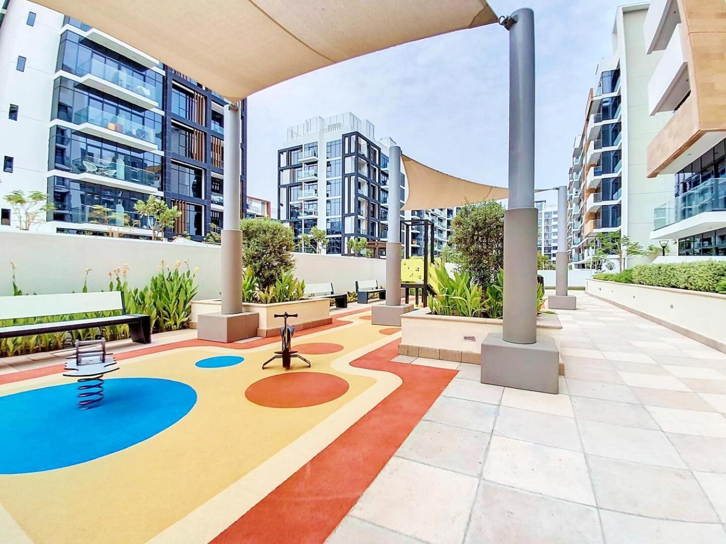 Riviera 25 Relaxed & Cozy Near Racecourse By Vibel Dubai